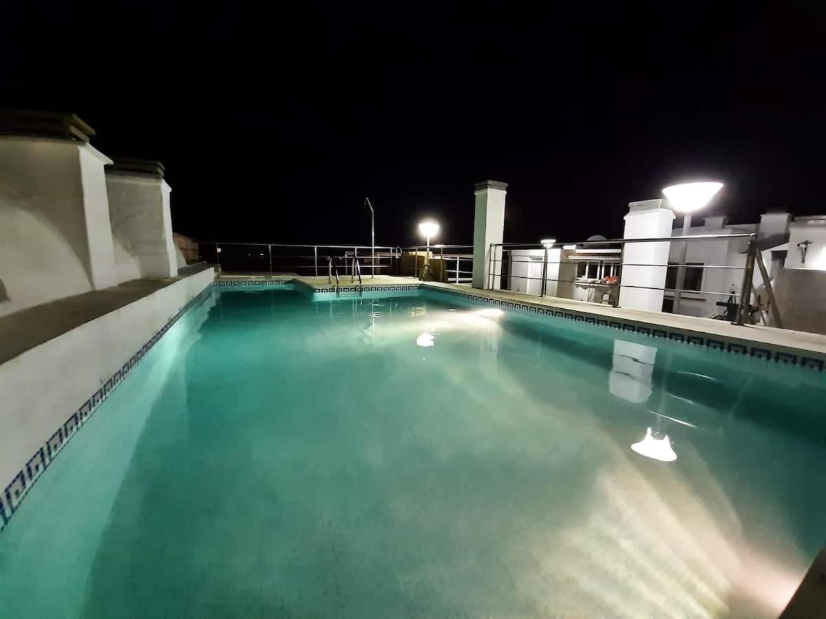 Penthouse With Private Pool, Hot Tub Jacuzzi With Sea Views And Chill-Out Zone, Close To The Sea Марбелья Экстерьер фото