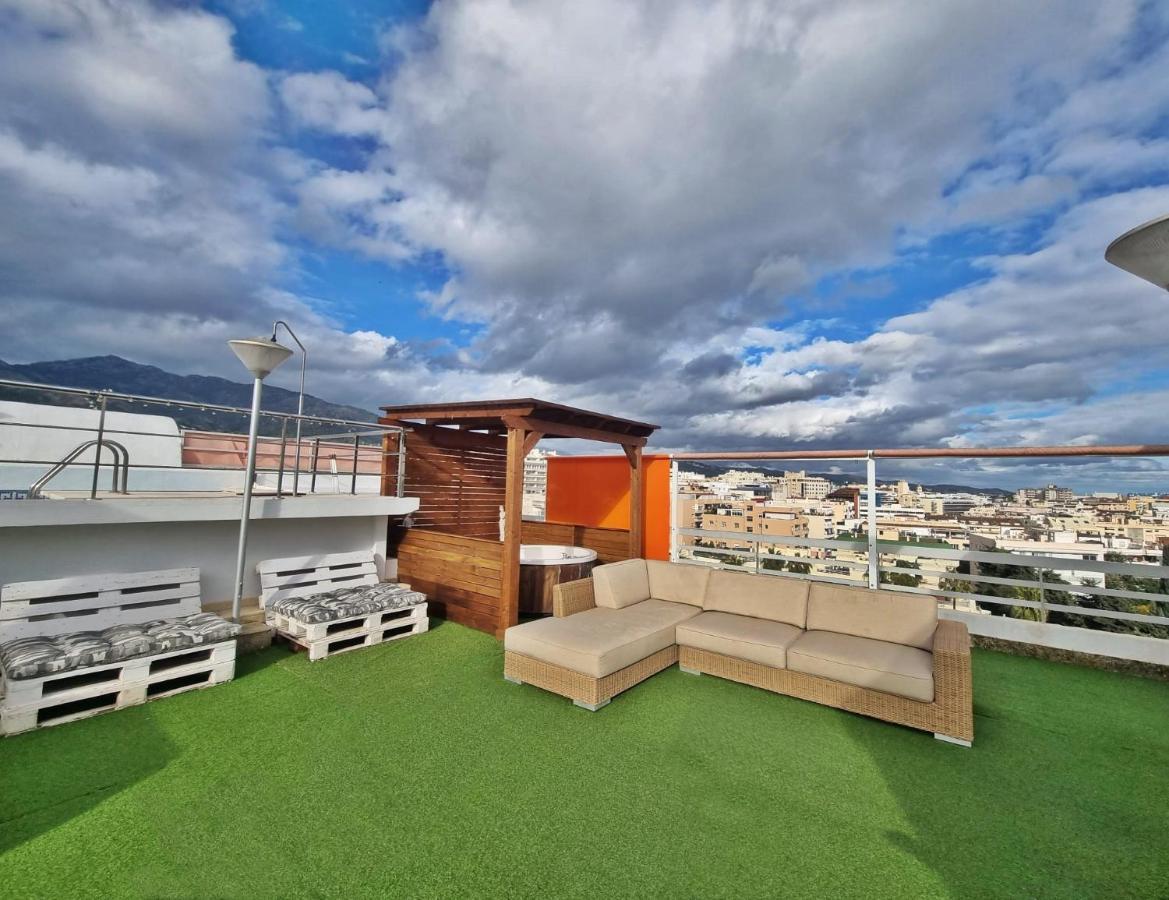 Penthouse With Private Pool, Hot Tub Jacuzzi With Sea Views And Chill-Out Zone, Close To The Sea Марбелья Экстерьер фото