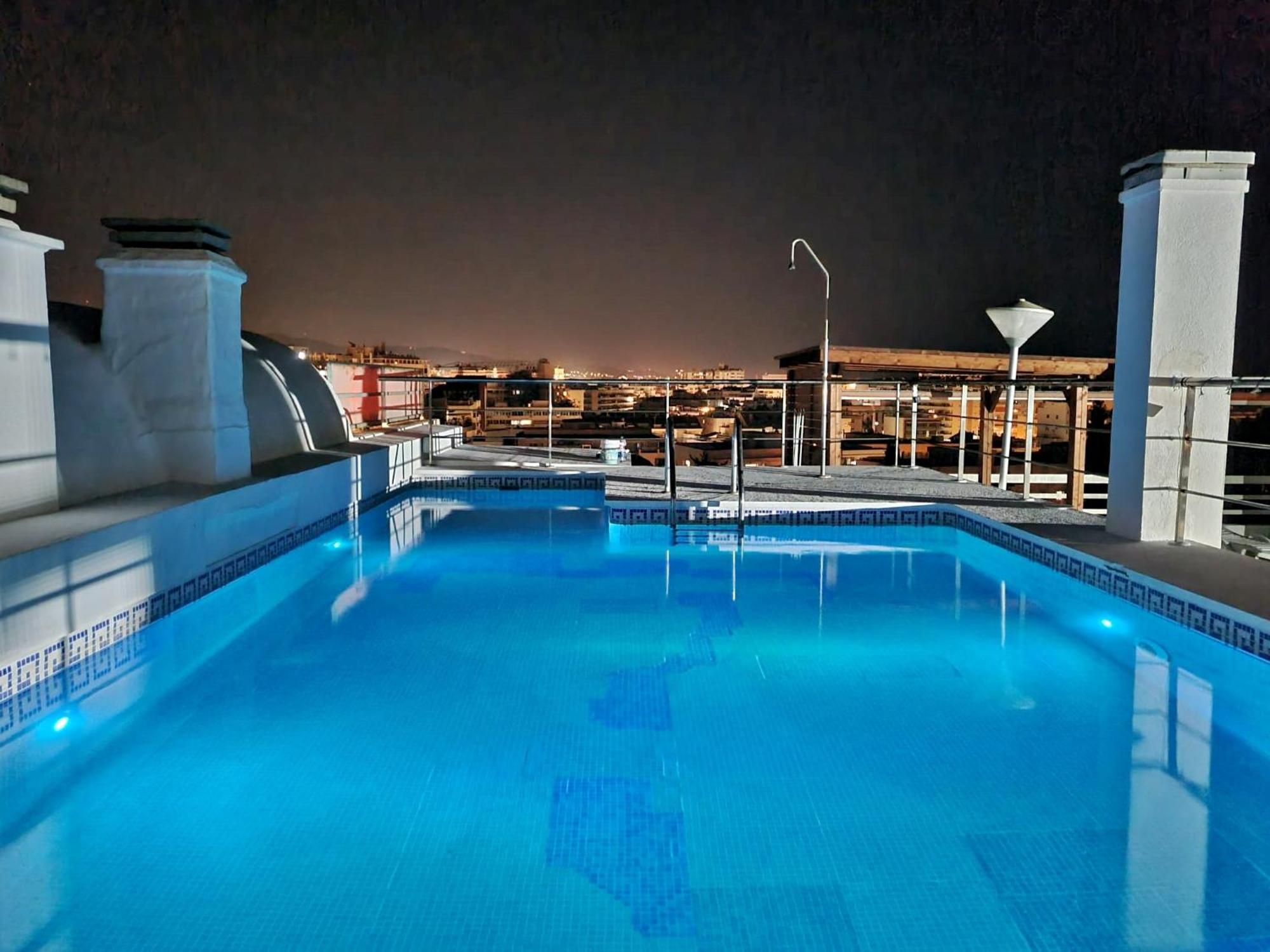 Penthouse With Private Pool, Hot Tub Jacuzzi With Sea Views And Chill-Out Zone, Close To The Sea Марбелья Экстерьер фото